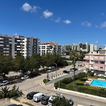 Areia E Mar بورتيماو